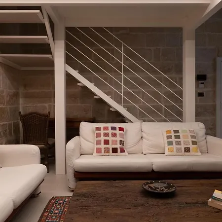 Antica Cisterna Di *